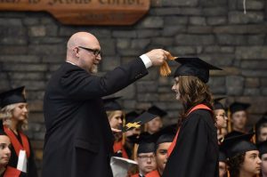 Apprendre le théâtre et devenir comédien